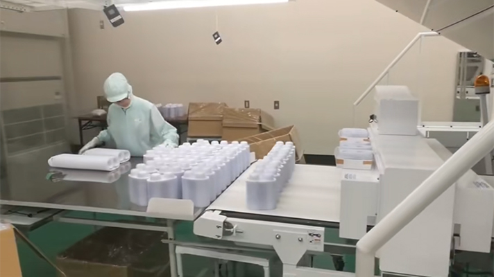 多工位在線粉碎機(jī)（配套日本ASANO成型機(jī)使用）