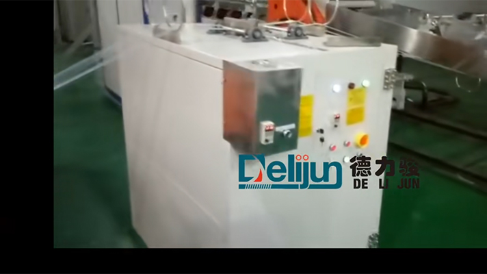 片材在線粉碎機(jī)（配套擠出機(jī)使用、一對二使用）